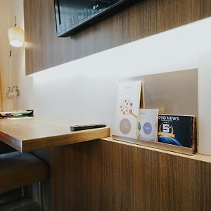 Executive Pool Side Twin Room